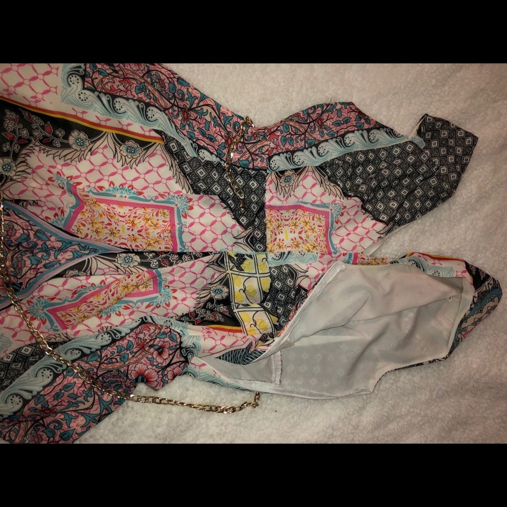 Romper - Picture 2 of 5